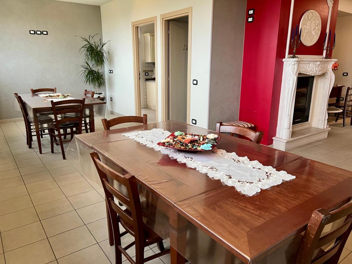 Agriturismo Le Essenze - Terrazza Sulla Romagna Cesena Exterior foto